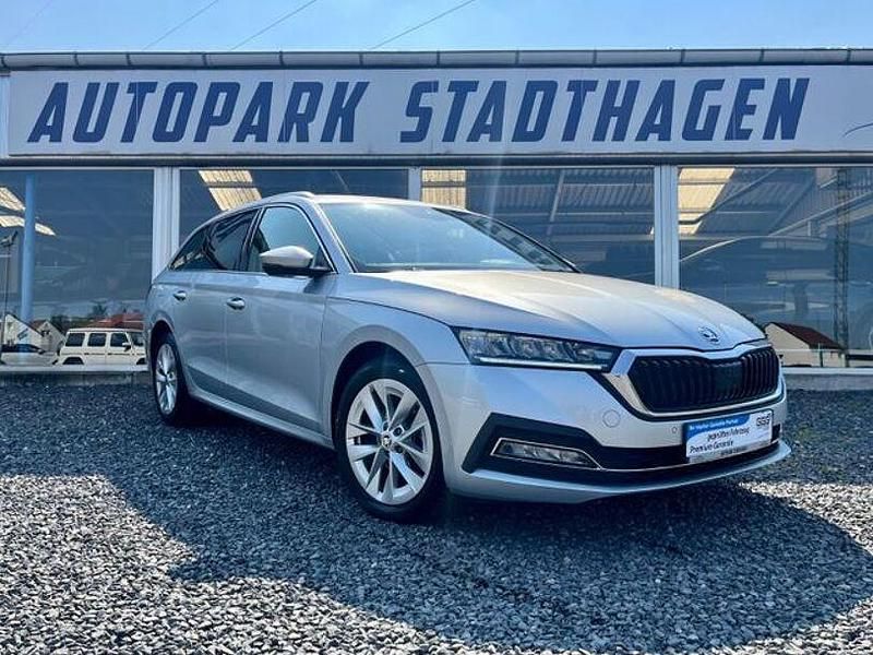 Silber Gebraucht 2023 Skoda Octavia Style Kombi | 24.990 € (Guter Preis) - Bild 1/4