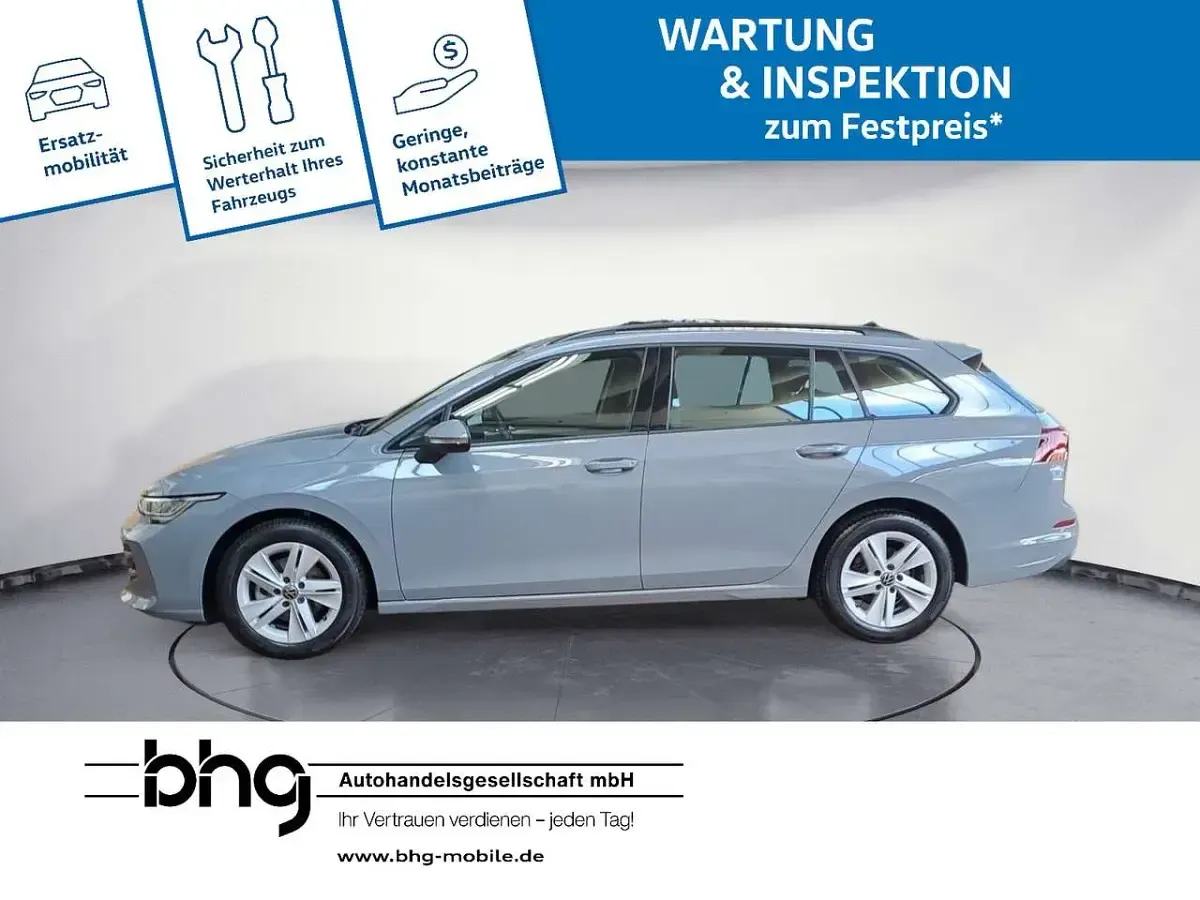 Gebraucht VW Golf VIII Life 116 PS (85 kW) 2025 Mondsteingrau Kombi