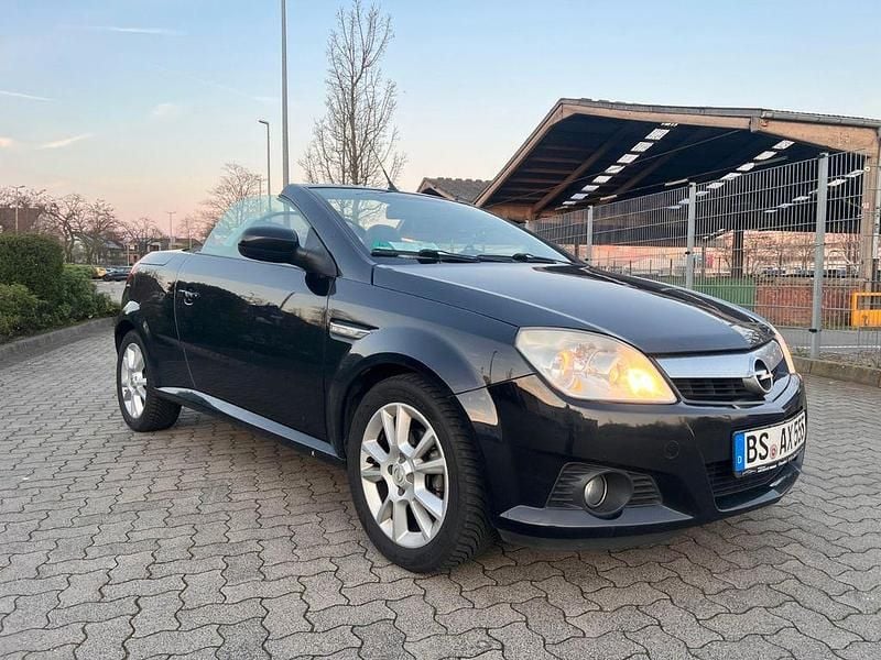 Gebraucht Opel Tigra Edition 90 PS (66 kW) 2009 Schwarz Cabrio