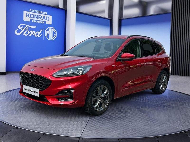 Lucidrot metallic Gebraucht 2020 Ford Kuga ST-Line SUV | 22.880 € (Teuer) - Bild 1/4