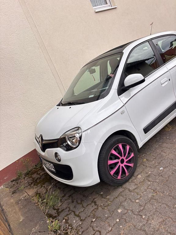 Weiß Gebraucht 2016 Renault Twingo Liberty Kleinwagen | 4.500 € (Fairer Preis) - Bild 1/4