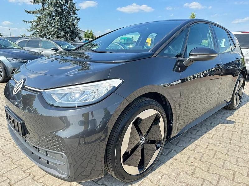 Grau Gebraucht 2021 VW ID.3 Pro Kleinwagen | 20.490 € (Fairer Preis) - Bild 1/4