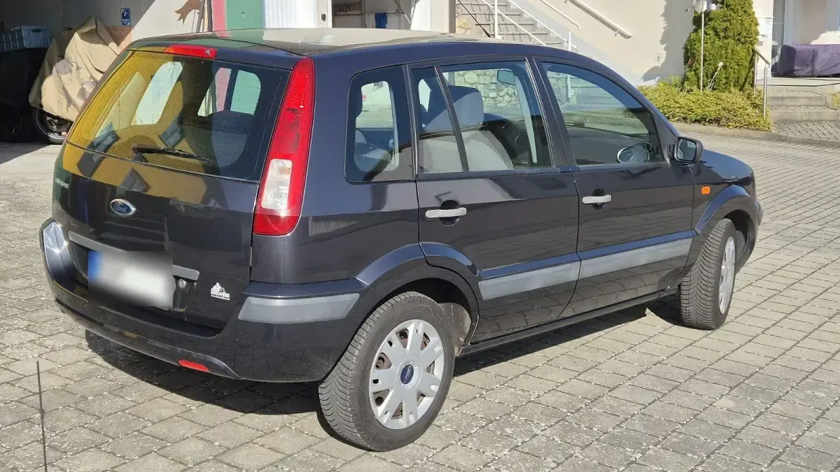 Gebraucht Ford Fusion Style 80 PS (58 kW) 2008 Grau Kleinwagen