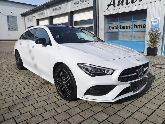 Gebraucht Mercedes CLA250 Shooting Brake AMG line 224 PS (164 kW) 2020 Weiß Kombi