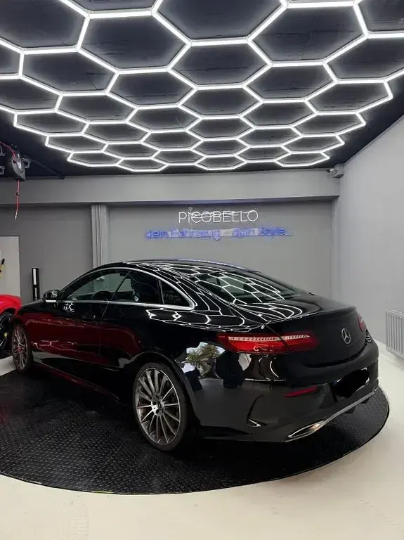 Gebraucht Mercedes E400 333 PS (244 kW) 2017 Schwarz Coupé
