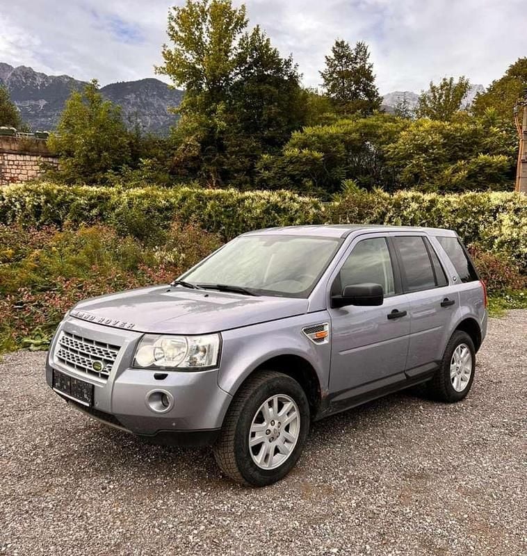 Grau Gebraucht 2008 Land Rover Freelander 2 SUV | 2.699 € - Bild 1/4
