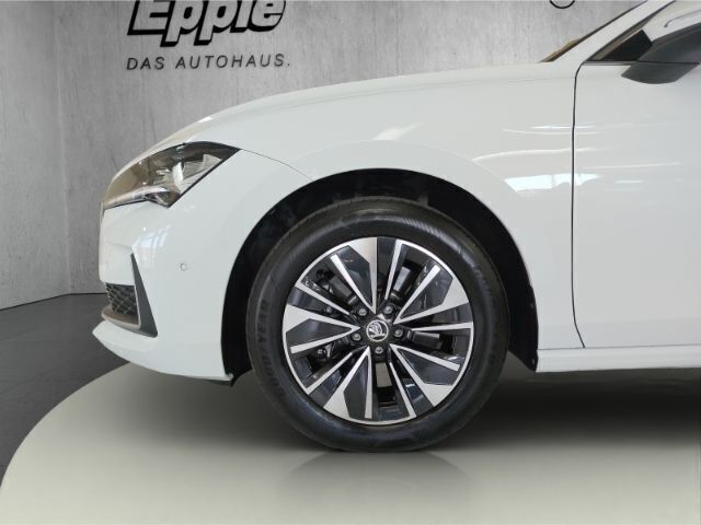 Gebraucht Skoda Superb Selection 193 PS (141 kW) 2024 Weiß Kombi