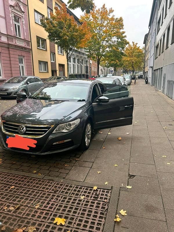 Grau Gebraucht 2012 VW CC Limousine | 10.900 € (Fairer Preis) - Bild 1/4