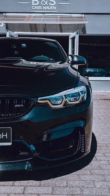 Używany BMW M4 Performance 450 KM (330 kW) 2018 Czarny Coupe