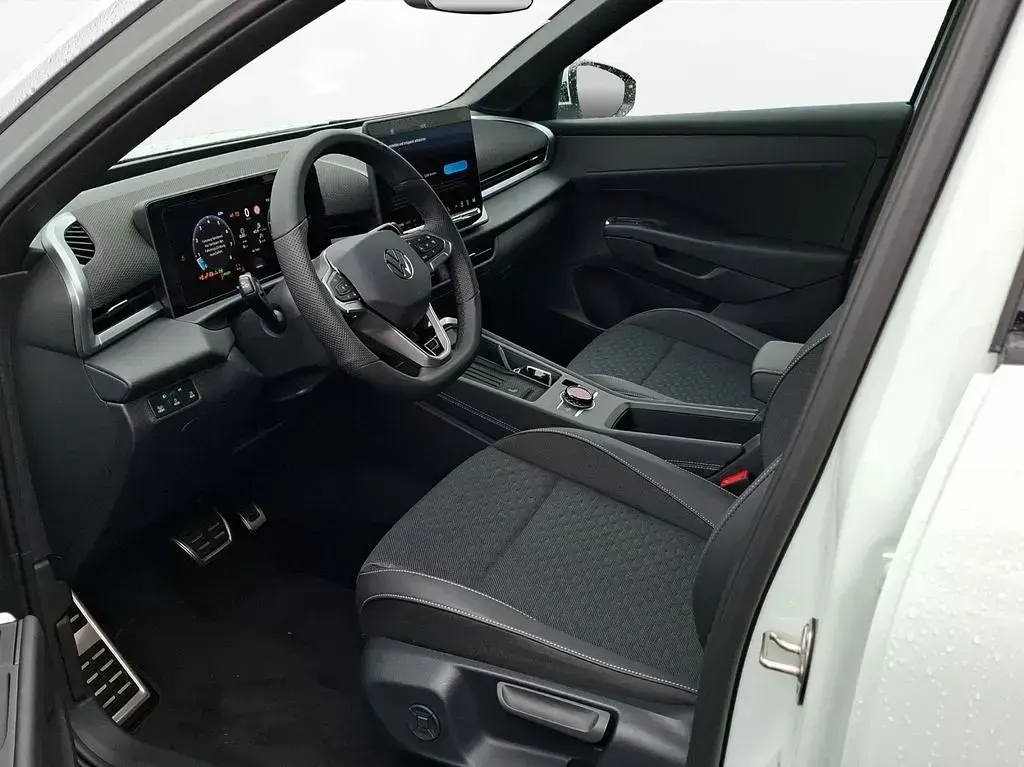 Neu VW T-Roc R-line 150 PS (110 kW) 2026 Pure white SUV