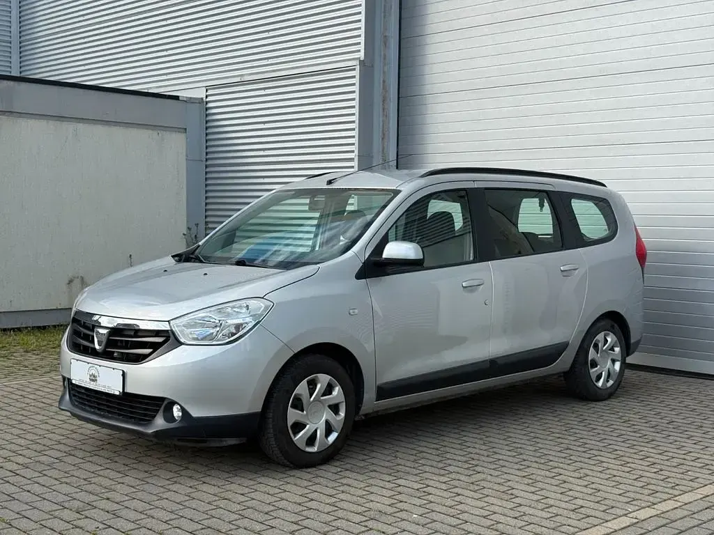 Gebraucht Dacia Lodgy Lauréate 116 PS (85 kW) 2013 Grau Van / Kleinbus