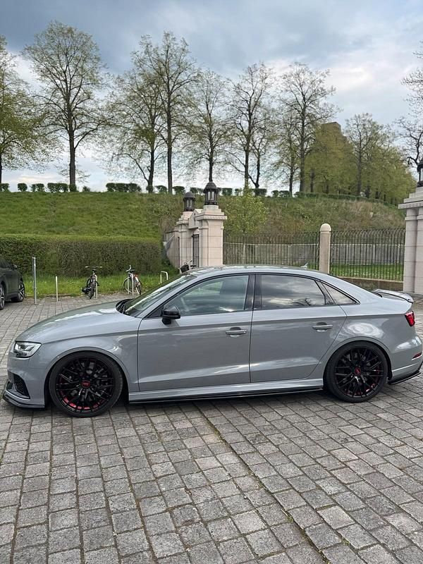 Second-hand Audi RS3 510 CP (375 kW) 2018 Gri Berlinǎ
