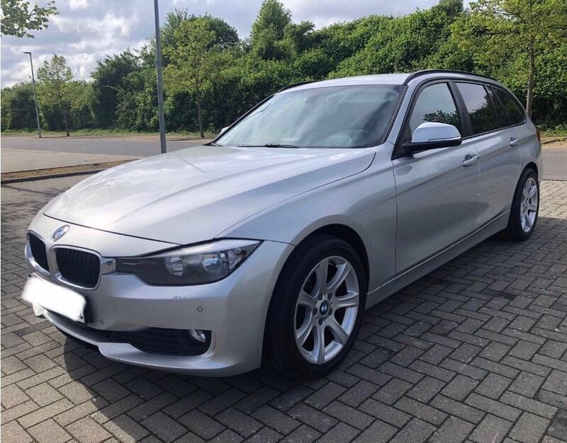 Silber Gebraucht 2012 BMW 318 Sport Line Kombi | 5.800 € (Fairer Preis) - Bild 1/4