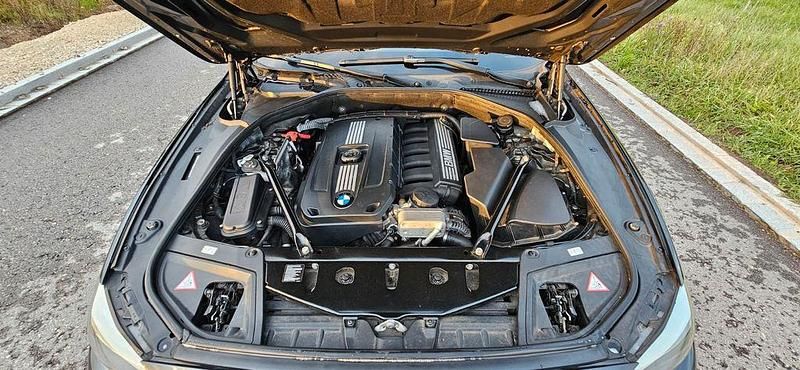 Gebraucht BMW 523 204 PS (150 kW) 2011 Schwarz Limousine