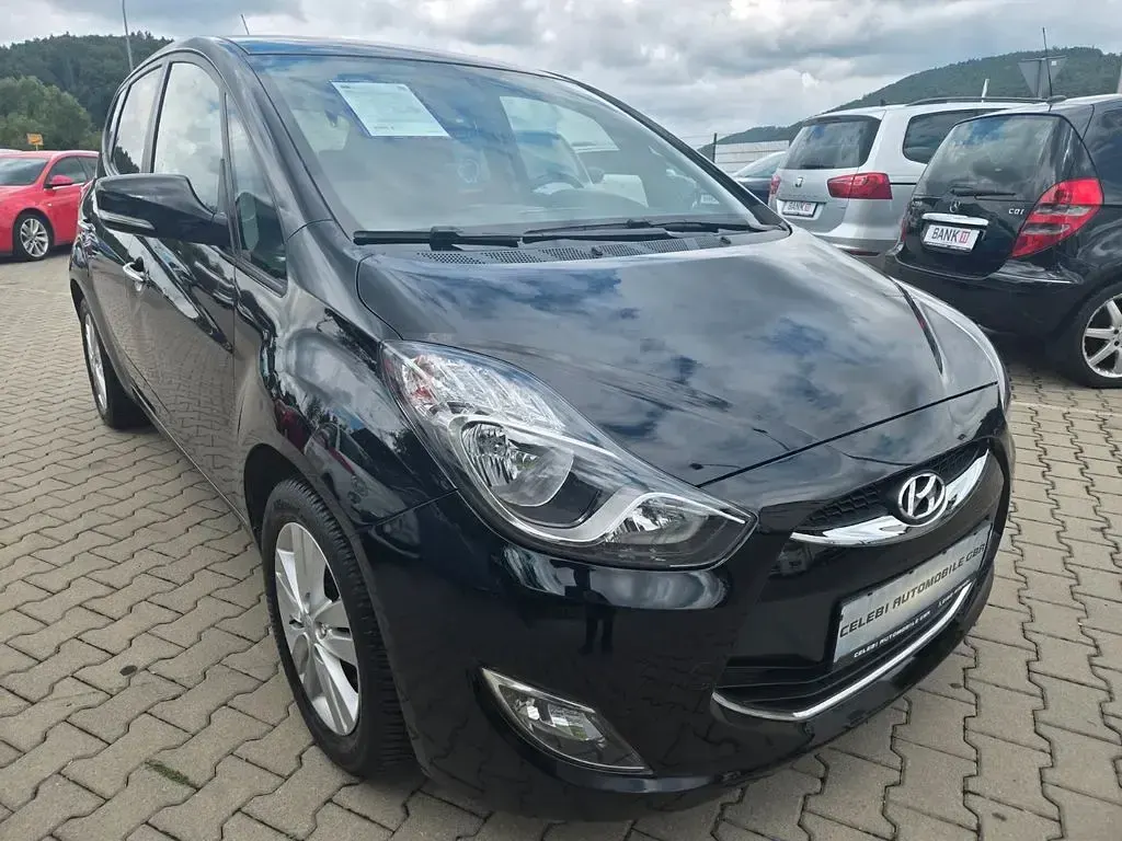 Gebraucht Hyundai ix20 Comfort 125 PS (91 kW) 2014 Schwarz Kleinwagen