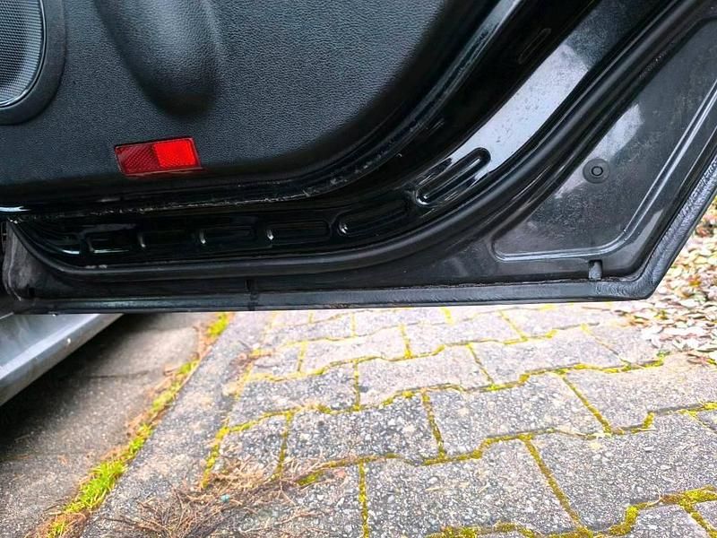 Gebraucht Mercedes B170 116 PS (85 kW) 2006 Schwarz Van / Kleinbus