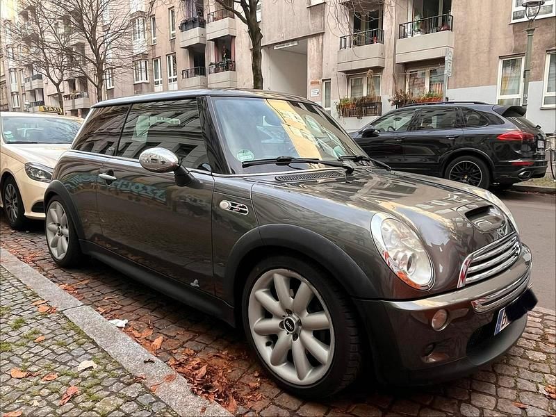 Grau Gebraucht 2006 Mini Cooper S Kleinwagen | 4.200 € (Fairer Preis) - Bild 1/4