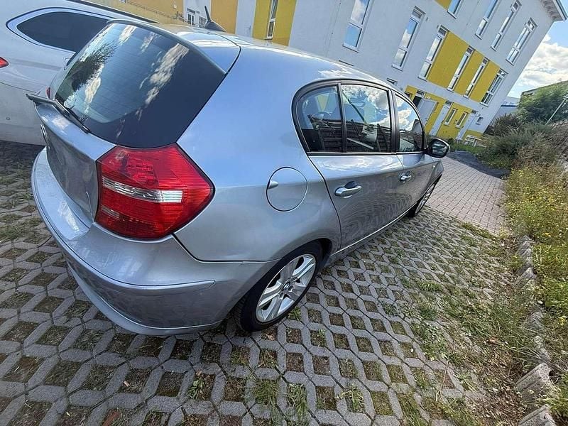 Gebraucht BMW 116 116 PS (85 kW) 2010 Blau Kleinwagen