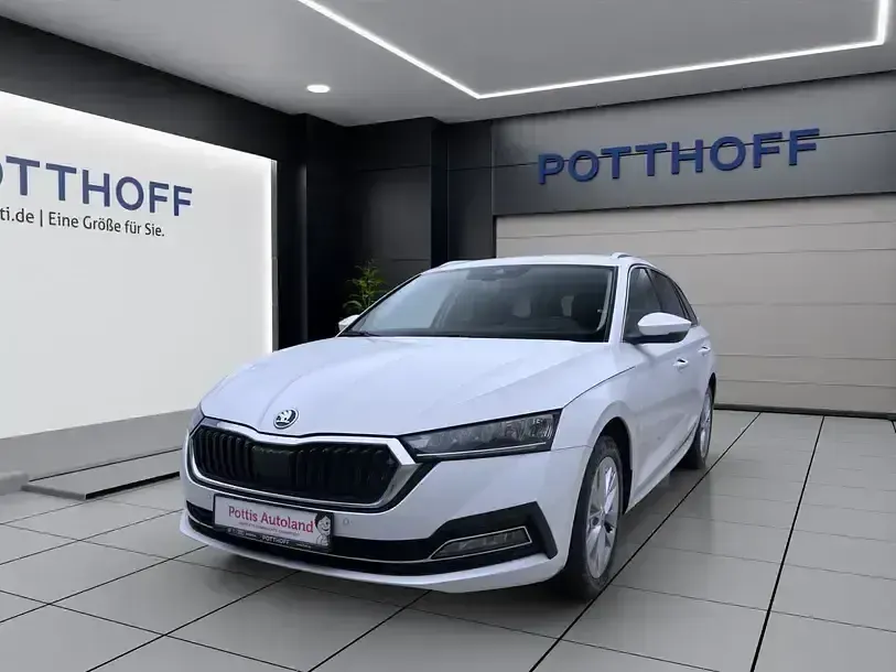 Gebraucht Skoda Octavia Style 150 PS (110 kW) 2023 Candyweiß Kombi