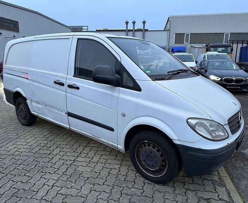 Gebraucht Mercedes Vito 95 PS (69 kW) 2007 Arktikweiß Van