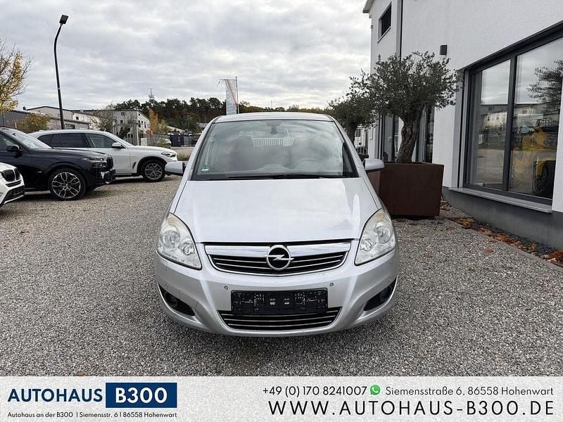 Gebraucht Opel Zafira Edition 125 PS (91 kW) 2009 Silber Van / Kleinbus