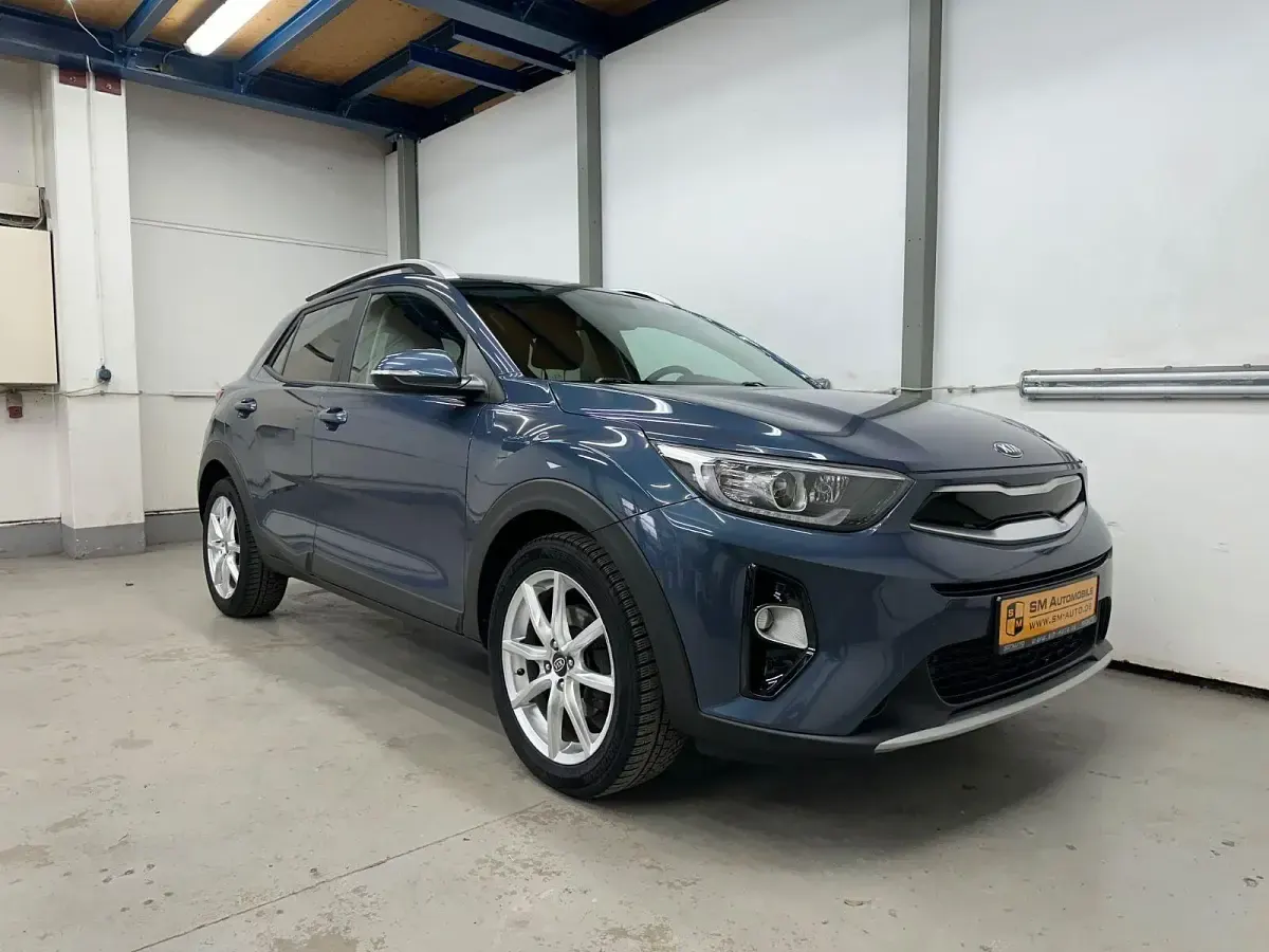 Gebraucht Kia Stonic DREAM-TEAM Edition 120 PS (88 kW) 2020 Blau SUV