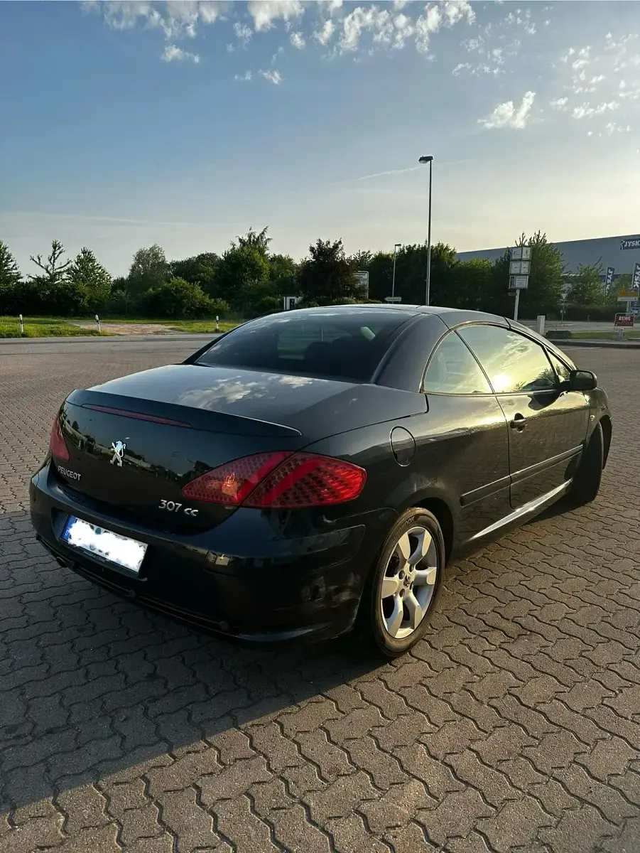 Gebraucht Peugeot 307 CC 110 PS (80 kW) 2007 Schwarz Cabrio
