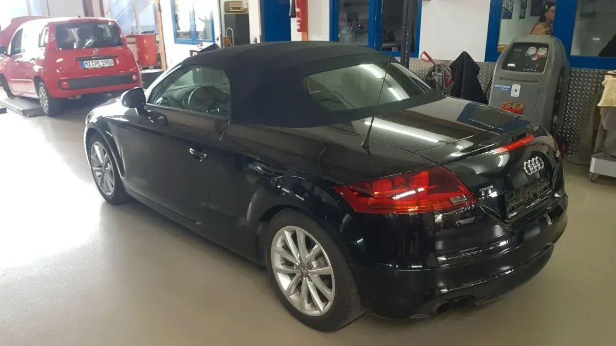 Gebraucht Audi TT Roadster Sport 160 PS (117 kW) 2013 Schwarz Cabrio
