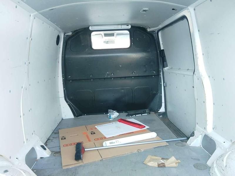 Gebraucht VW T5 114 PS (83 kW) 2011 Weiß Van