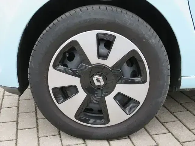 Używany Renault Twingo LIMITED 69 KM (50 kW) 2018 Niebieski Hatchback