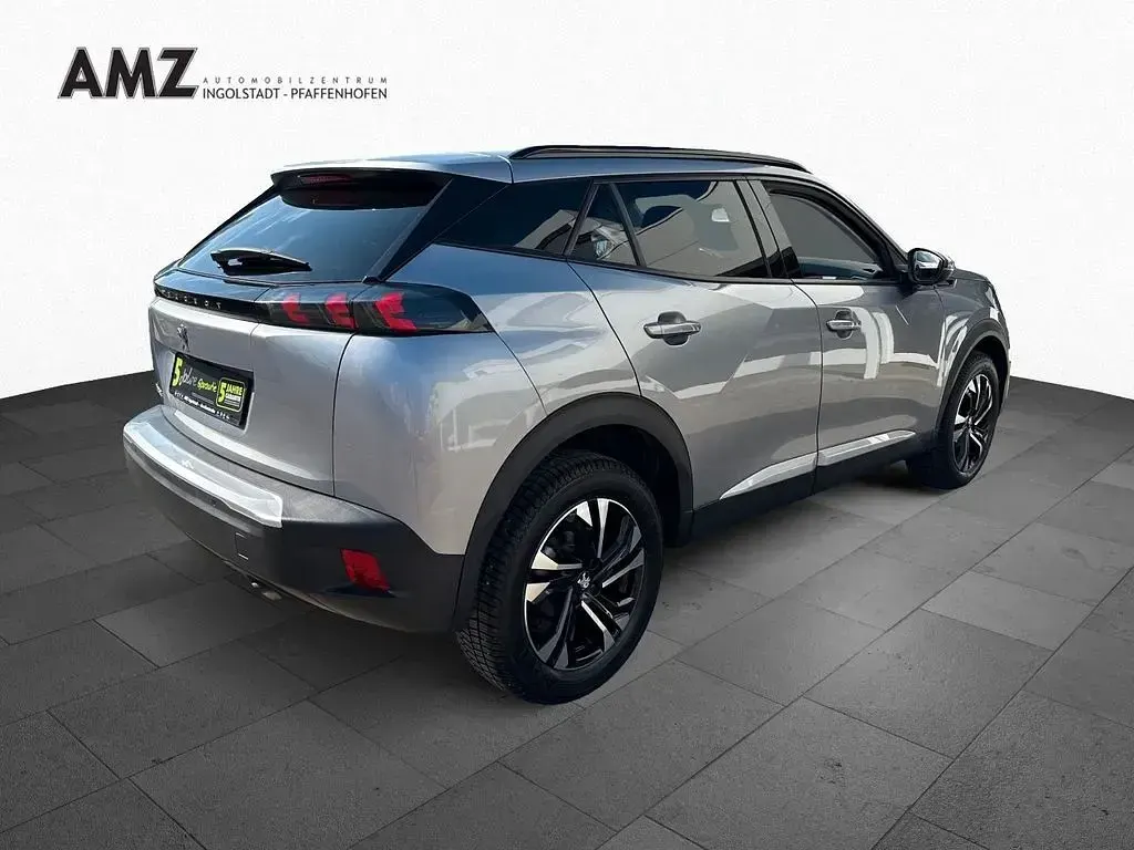 Gebraucht Peugeot 2008 Allure 101 PS (74 kW) 2020 Lack grau artense/typ aussenverkleidung (metallic) SUV