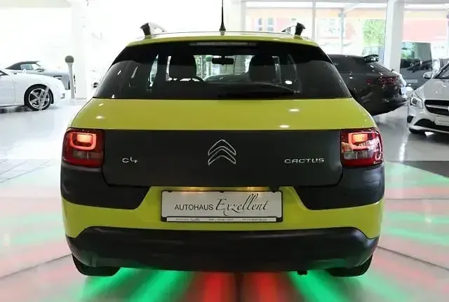 Gebraucht Citroën C4 Cactus Feel 110 PS (80 kW) 2015 Gelb Kleinwagen