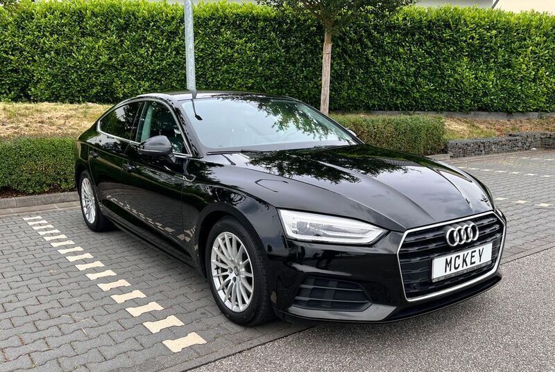 Schwarz Gebraucht 2018 Audi A5 Sportback Basis Kleinwagen | 16.900 € (Etwas zu teuer) - Bild 1/4