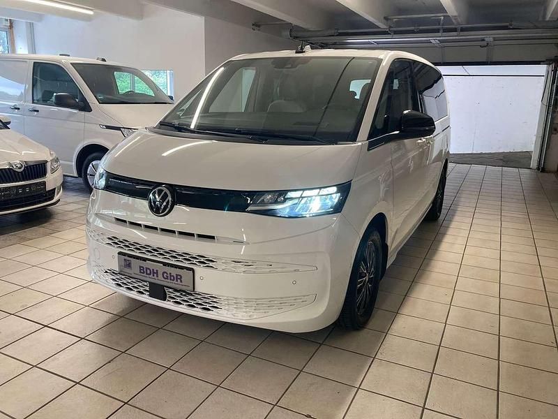 Gebraucht VW Multivan 204 PS (150 kW) 2024 Candyweiss Van