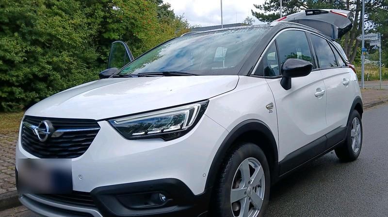 Gebraucht Opel Crossland X Innovation 131 PS (96 kW) 2018 Andere farben SUV