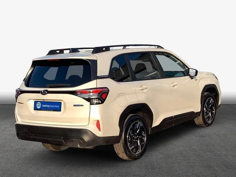 Neu Subaru Forester Exclusive+ 136 PS (100 kW) 2026 Weiß SUV
