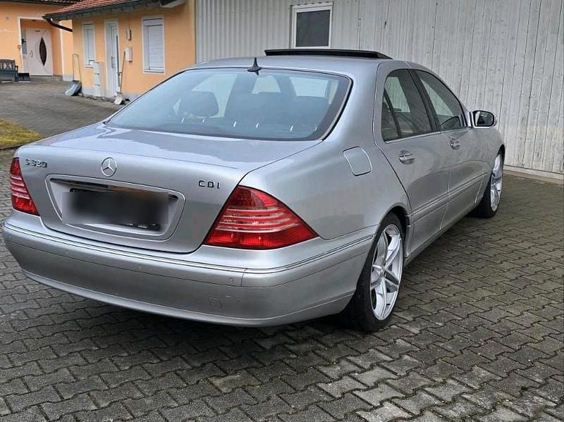 Gebraucht Mercedes S320 205 PS (150 kW) 2003 Silber Limousine