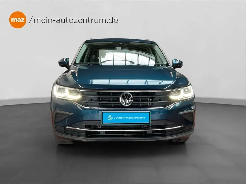 Gebraucht VW Tiguan Active 150 PS (110 kW) 2022 Nightshade blue metallic SUV