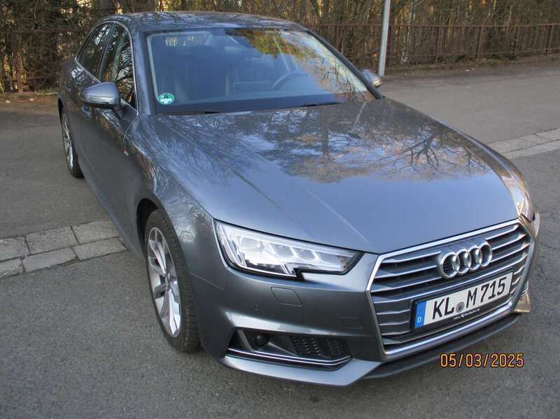 Schwarz Gebraucht 2018 Audi A4 Design Limousine | 22.500 € (Guter Preis) - Bild 1/4