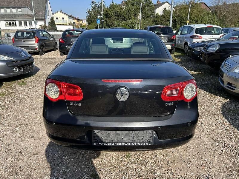 Gebraucht VW Eos 116 PS (85 kW) 2006 Deep black perleffekt Cabrio