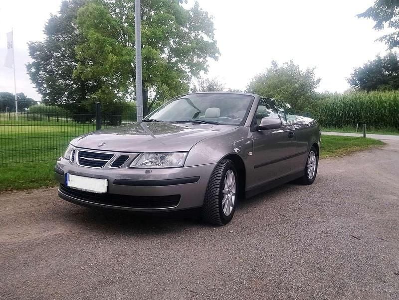 Grau Gebraucht 2005 Saab 9-3 Cabriolet Linear Cabrio | 7.000 € (Guter Preis) - Bild 1/4