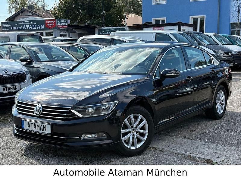 Schwarz Gebraucht 2015 VW Passat Comfortline Limousine | 9.990 € - Bild 1/4