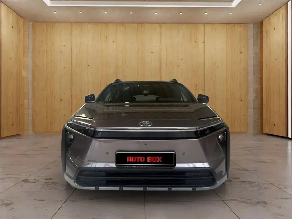 Neu Toyota bZ4X Lounge 280 kW (381 PS) 2026 Grau SUV