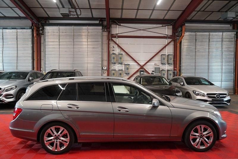 Gebraucht Mercedes C250 204 PS (150 kW) 2013 Silber Kombi