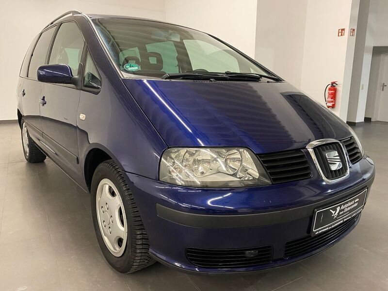 Blau Gebraucht 2003 Seat Alhambra Van / Kleinbus | 3.990 € (Teuer) - Bild 1/4