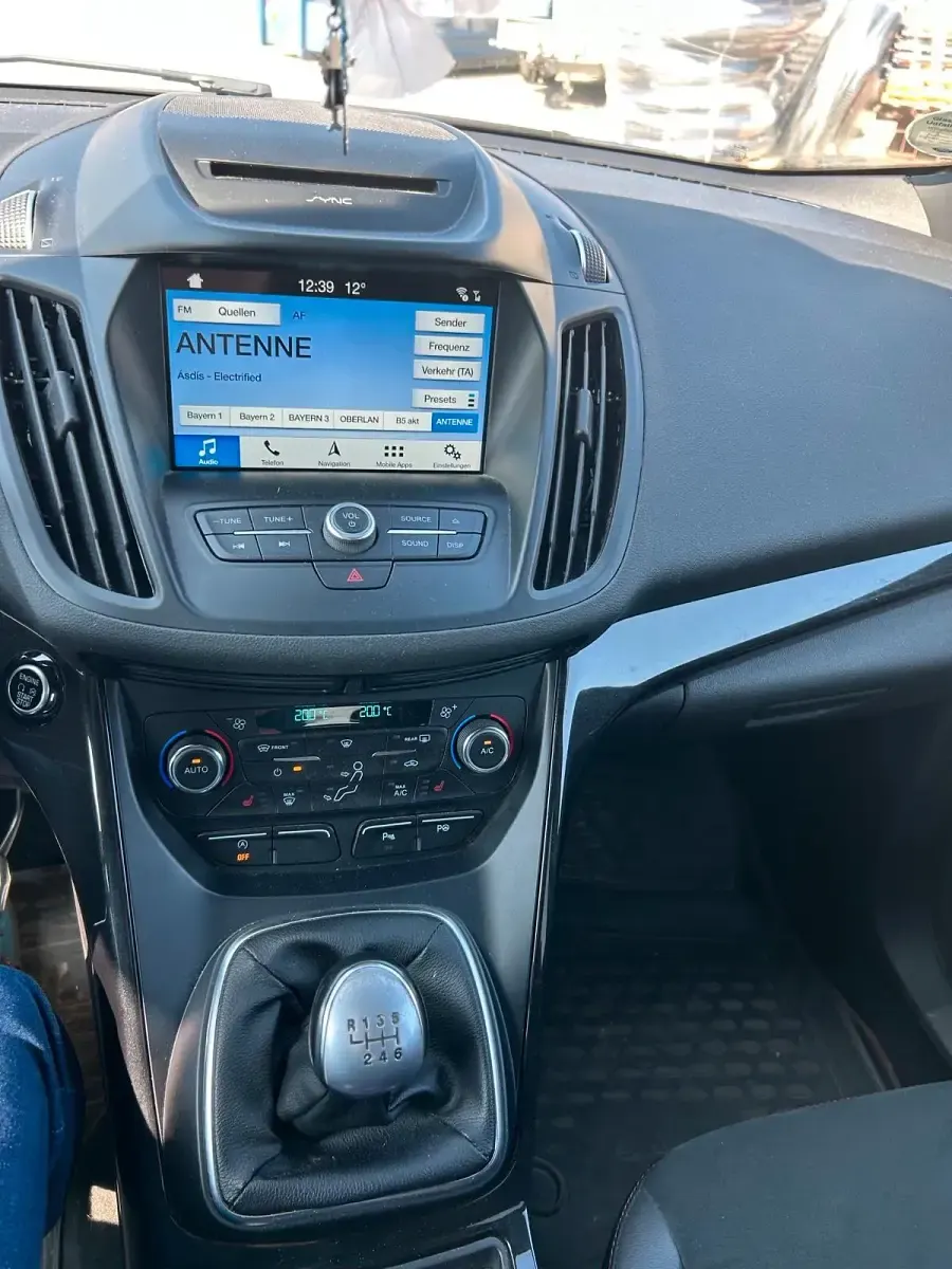 Usado Ford Kuga ST 180 HP (132 kW) 2018 Branco SUV