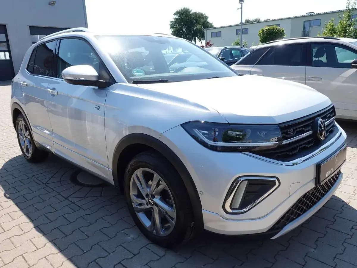 Gebraucht VW T-Cross R-line 150 PS (110 kW) 2025 Silber SUV