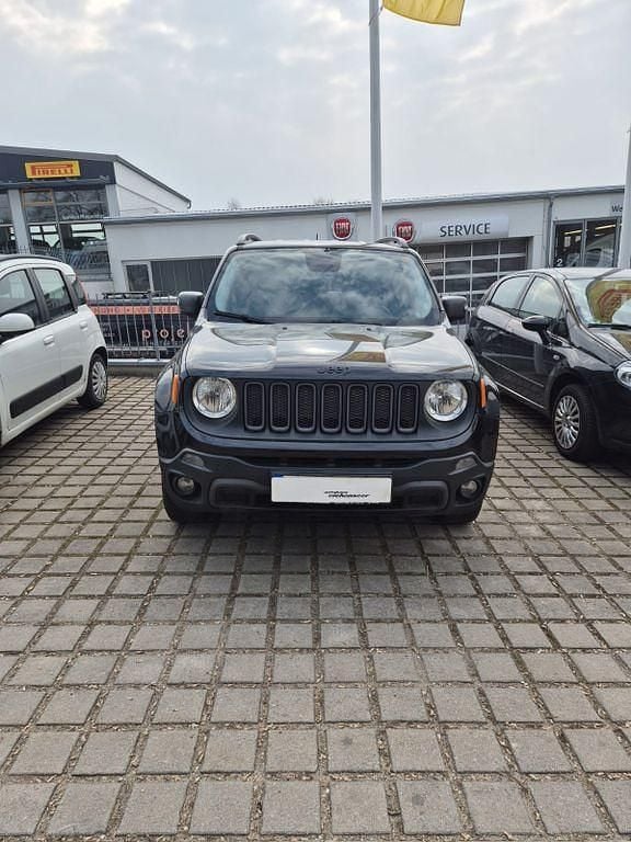 Gebraucht Jeep Renegade Trailhawk 170 PS (125 kW) 2015 Schwarz SUV