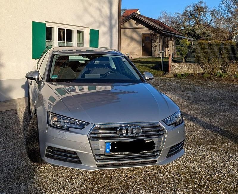 Gebraucht Audi A4 Sport 190 PS (139 kW) 2017 Silber Kombi