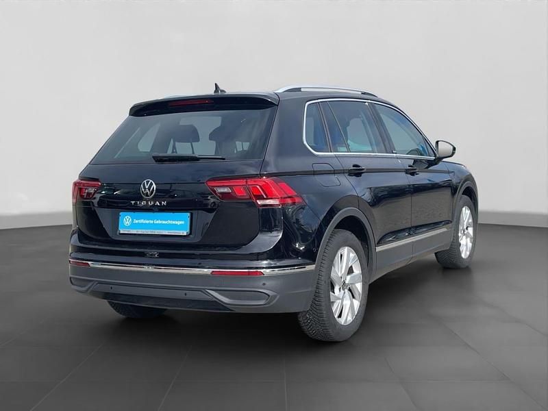 Gebraucht VW Tiguan Move 150 PS (110 kW) 2023 SUV